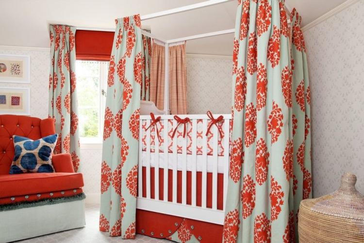 Балдахин на каркасе на детскую кроватку своими руками