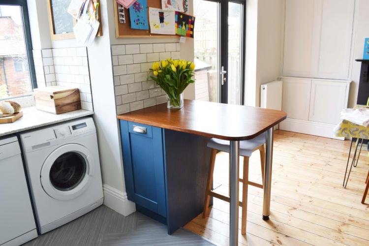 Барные стойки в интерьере кухни - фото