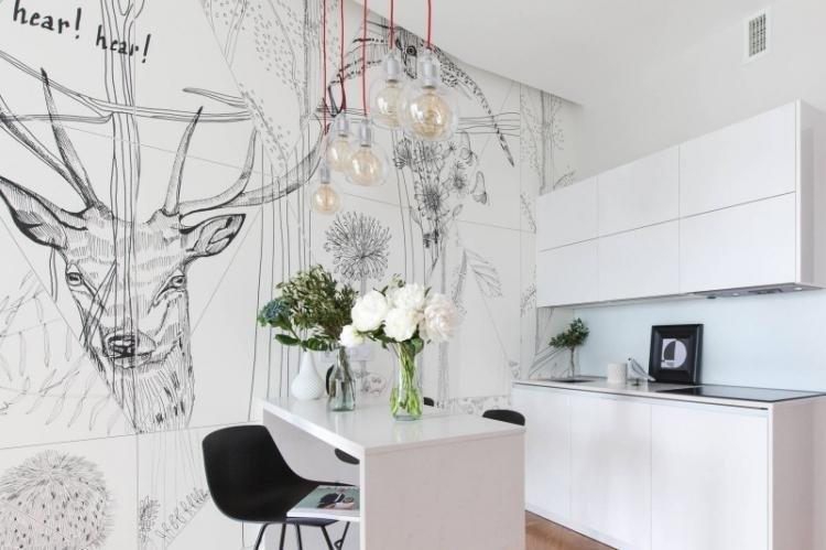 Кухня с белой столешницей и фартуком - дизайн интерьера