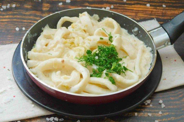 Тушеные кальмары к паровым овощам - рецепты