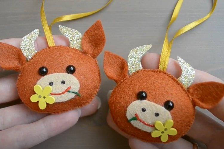 Бычок из фетра своими руками - фото и идеи