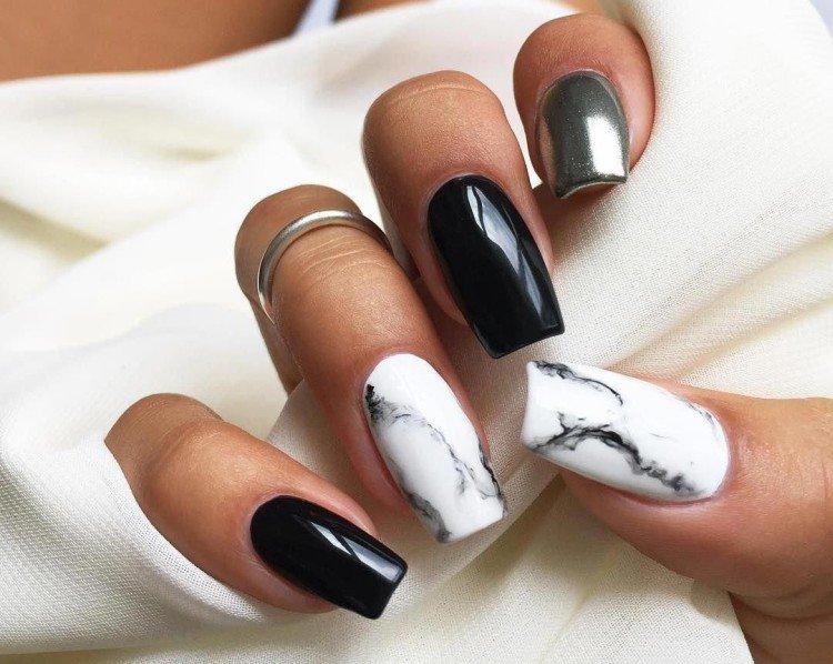 Микс цветов - Черно-белый маникюр