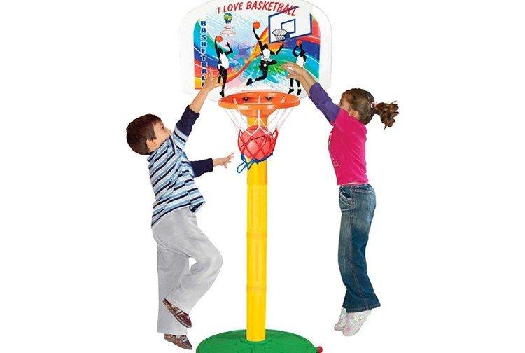 Баскетбольное кольцо - Что подарить ребенку на Новый год 2021