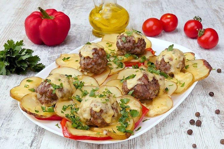 Картофель с фаршем в рукаве - Что приготовить из фарша и картошки рецепты