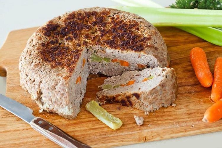 Запеканка с говяжьим фаршем морковью и сельдереем - Что приготовить из говяжьего фарша рецепты