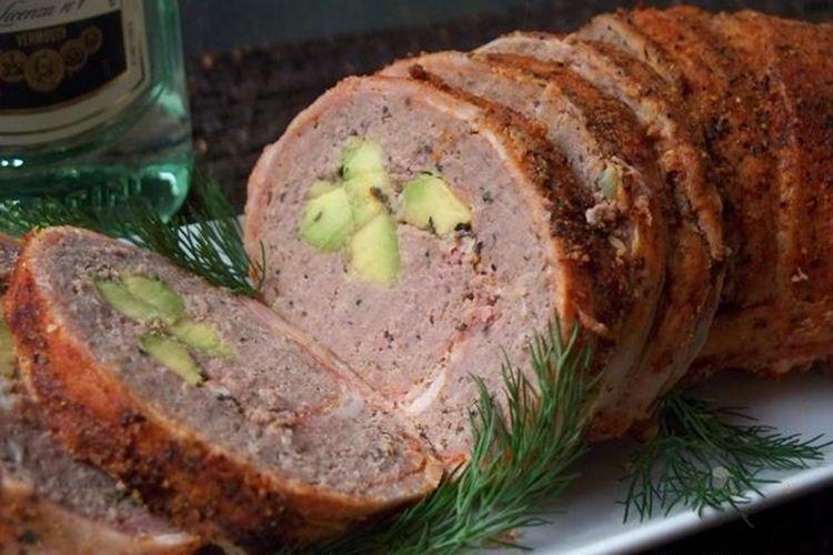 Рулет из говяжьего фарша с авокадо - Что приготовить из говяжьего фарша рецепты