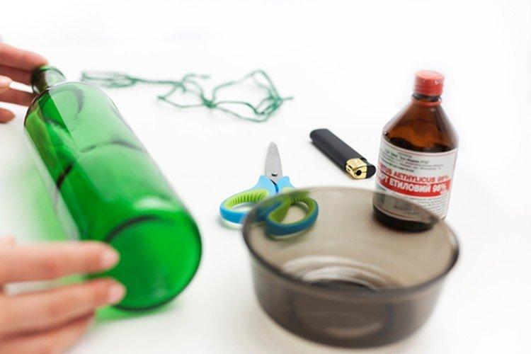 Новогодний шар в бутылке - Декор бутылок своими руками