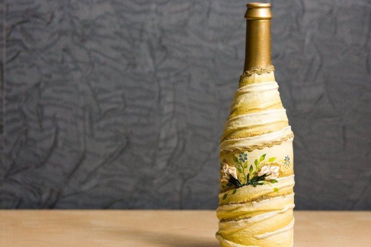 Декор бутылок своими руками - фото и идеи