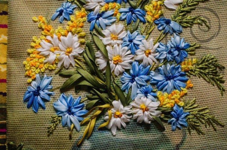 Плетение лентами - Декор комнаты своими руками