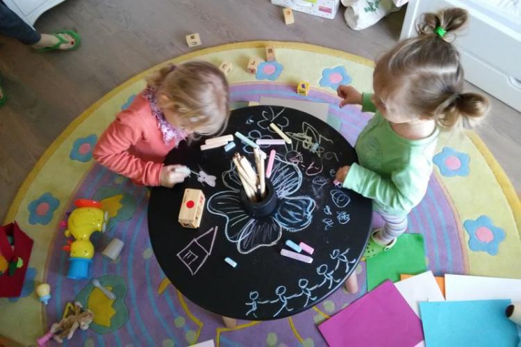 Грифельная краска - Декор старого стола своими руками