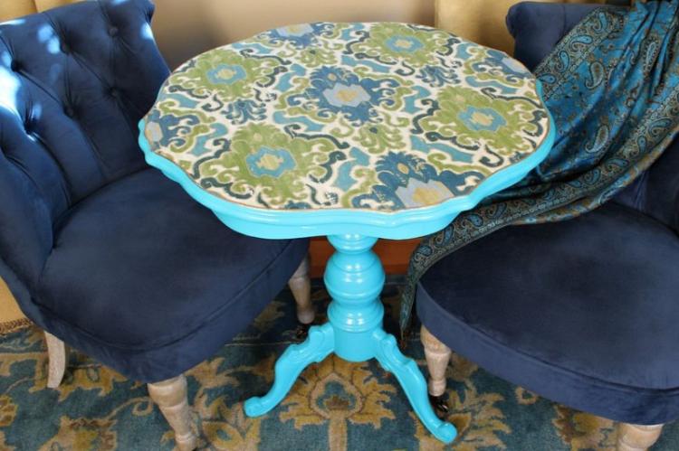 Декор старого стола своими руками - фото и идеи