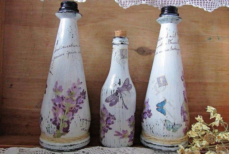 Декупаж бутылки через файл - фото и идеи