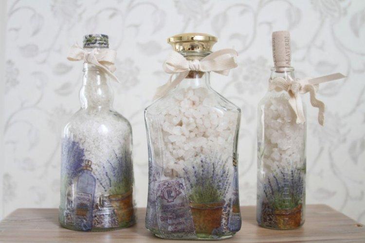 Декупаж бутылки через файл - фото и идеи