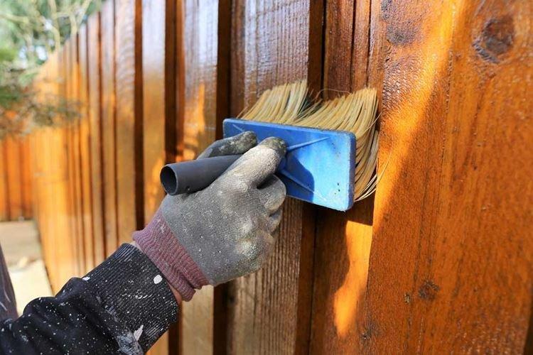 Обработка древесины для забора - Деревянные заборы