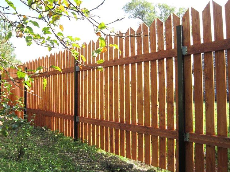 Штакетник - Деревянные заборы фото и идеи