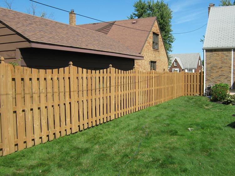 Классика - Деревянные заборы фото и идеи