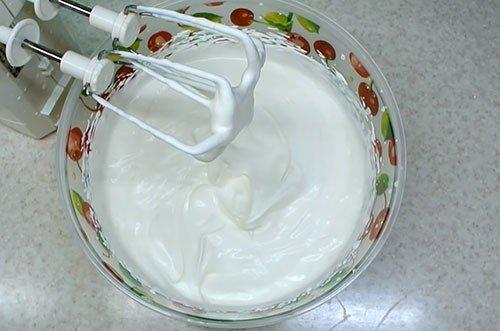 Детский торт из M&M’s и Киндер шоколада своими руками - пошаговый рецепт