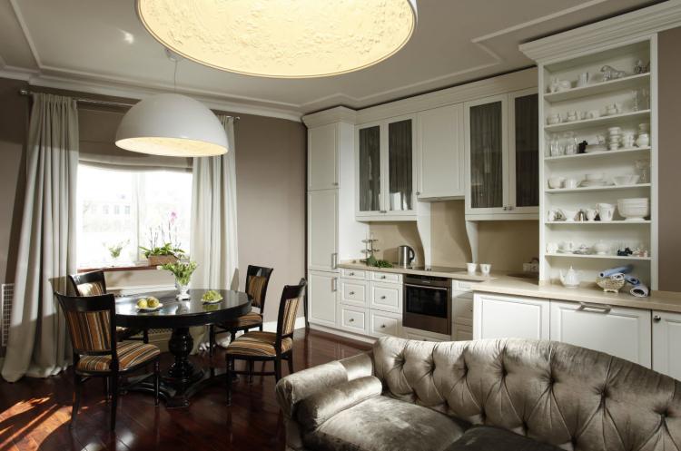 Диван для кухни в классическом стиле