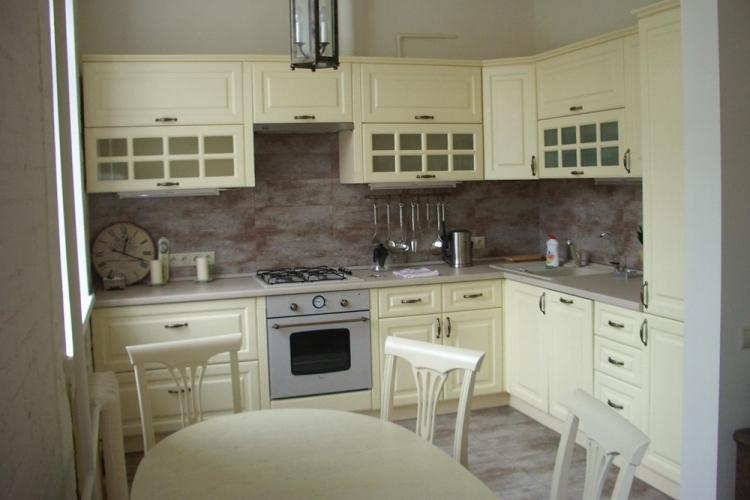 Дизайн кухни 10 кв.м. - фото реальных интерьеров