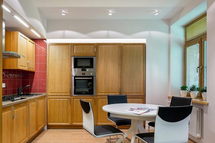 Отделка потолка - Дизайн кухни 12 кв.м.