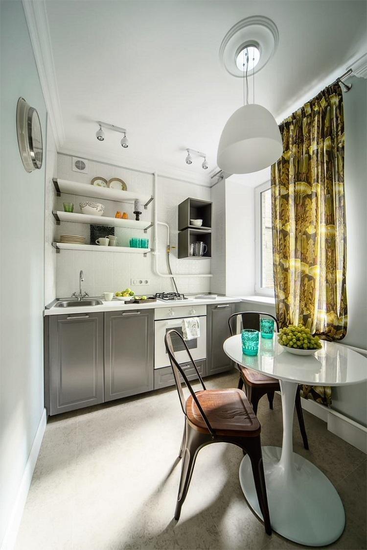 Люстра и светильники - Дизайн кухни 2 на 3 метра