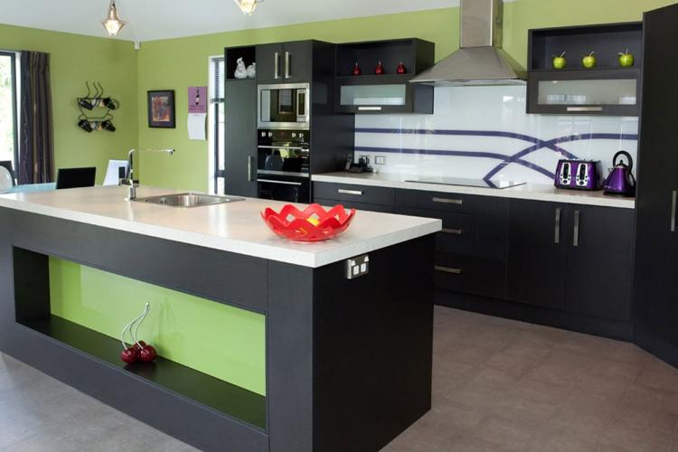 Дизайн кухни 2019 - фото реальных интерьеров