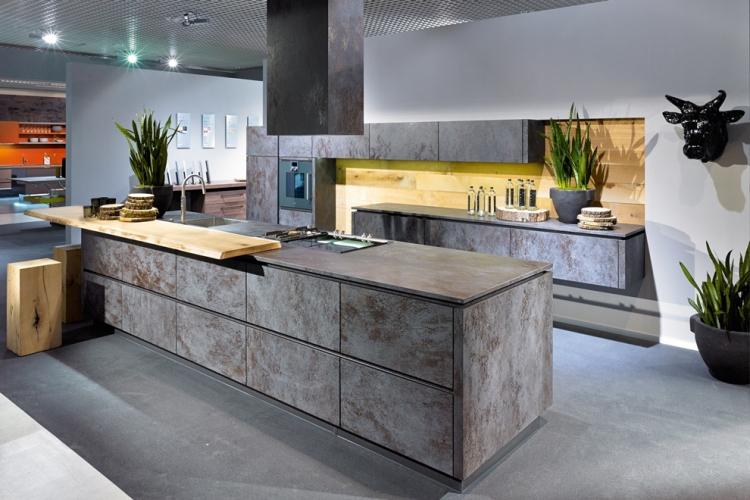 Дизайн кухни 2019 - фото реальных интерьеров