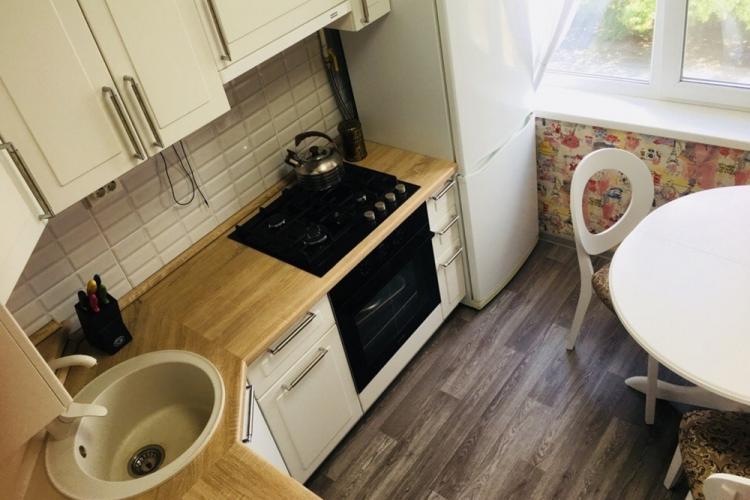 Дизайн кухни 7 кв.м. - фото реальных интерьеров