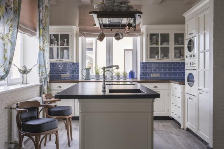 Фартук для кухни в классическом стиле