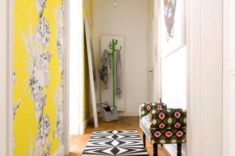 Светлая цветовая гамма - Дизайн маленькой прихожей