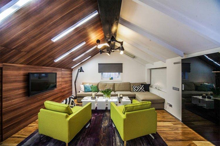 Дизайн гостиной в мансарде - фото