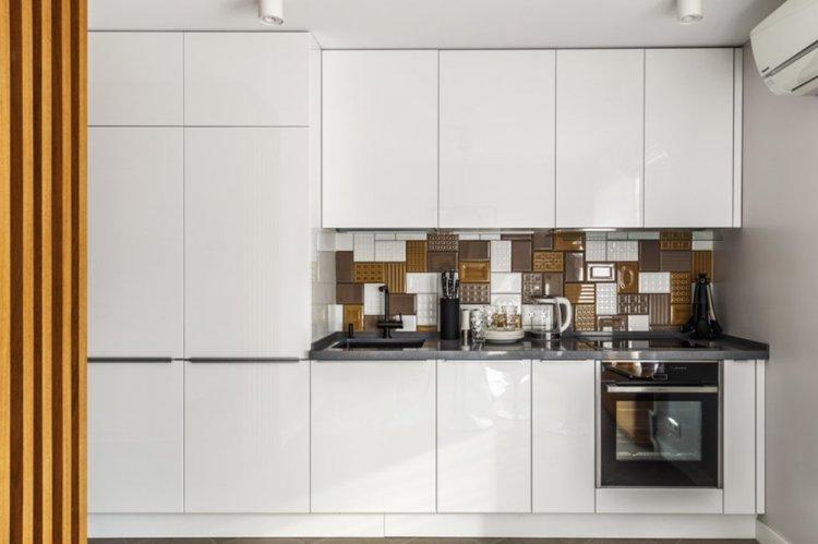 Выдвижная кровать в подиуме - Дизайн однокомнатной квартиры