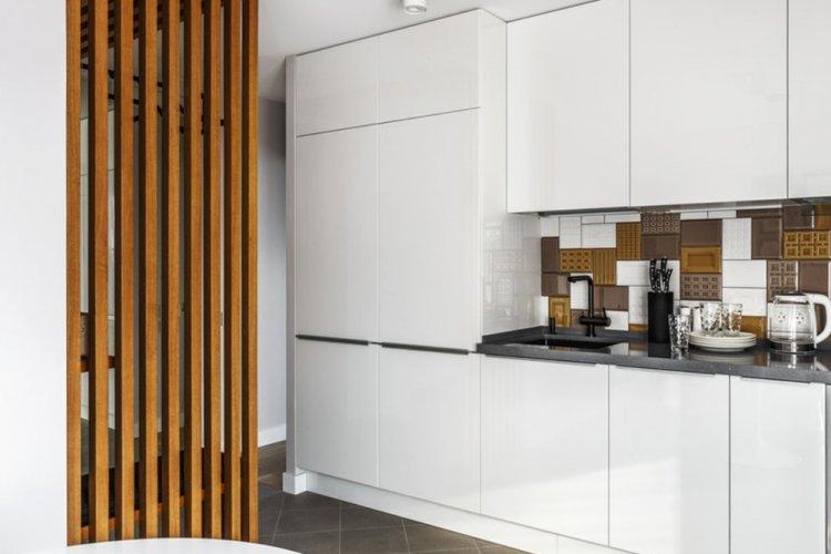 Выдвижная кровать в подиуме - Дизайн однокомнатной квартиры