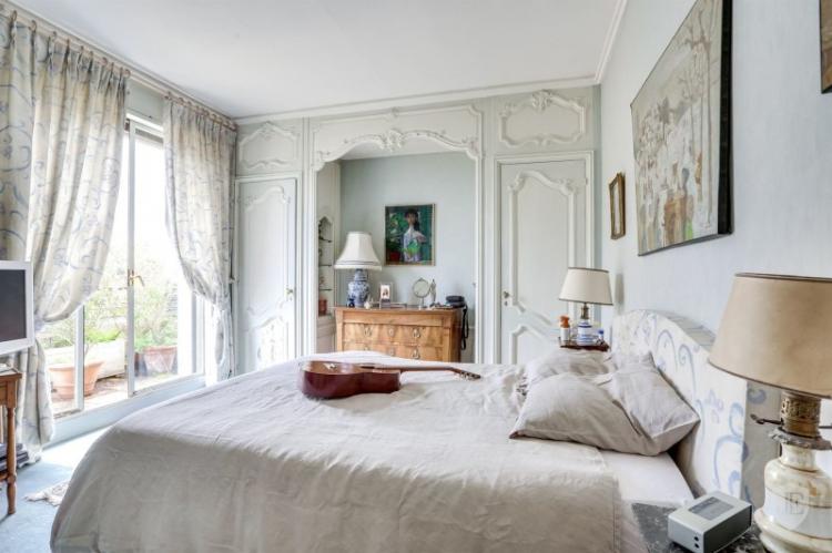 Декор и аксессуары - Дизайн спальни в классическом стиле