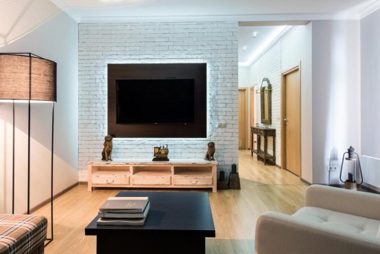 Декоративный камень - Дизайн стены с телевизором