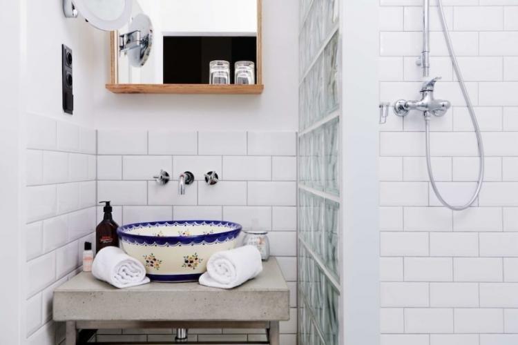 Узкая ванная комната - дизайн интерьера фото