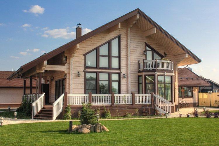 Дом в скандинавском стиле с балконом - проекты и фото