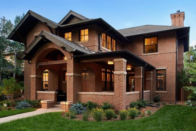 Двухэтажные дома из кирпича - проекты и фото