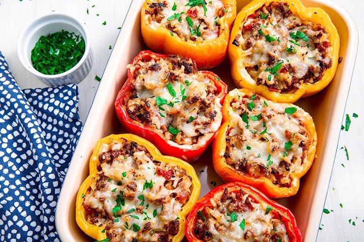 Фаршированный перец с гречкой и сыром - рецепты