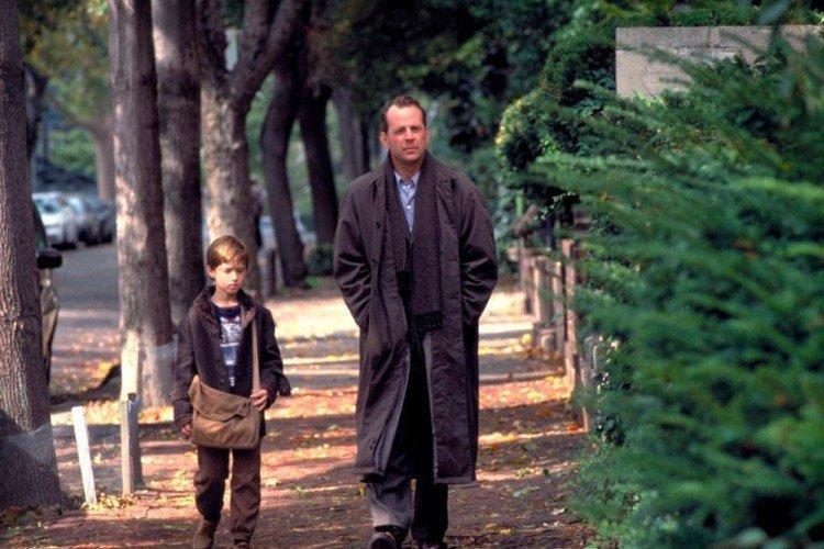 Шестое чувство (1999)