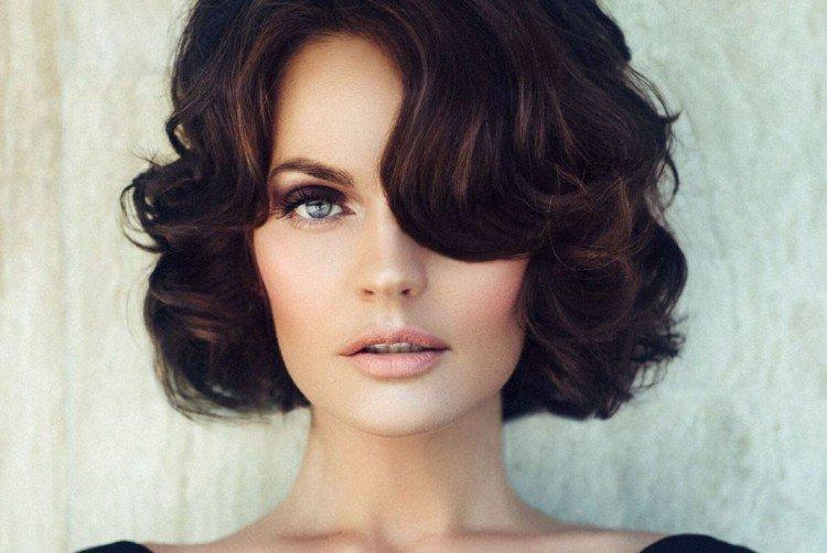 Каре с укладкой – еще больше красоты