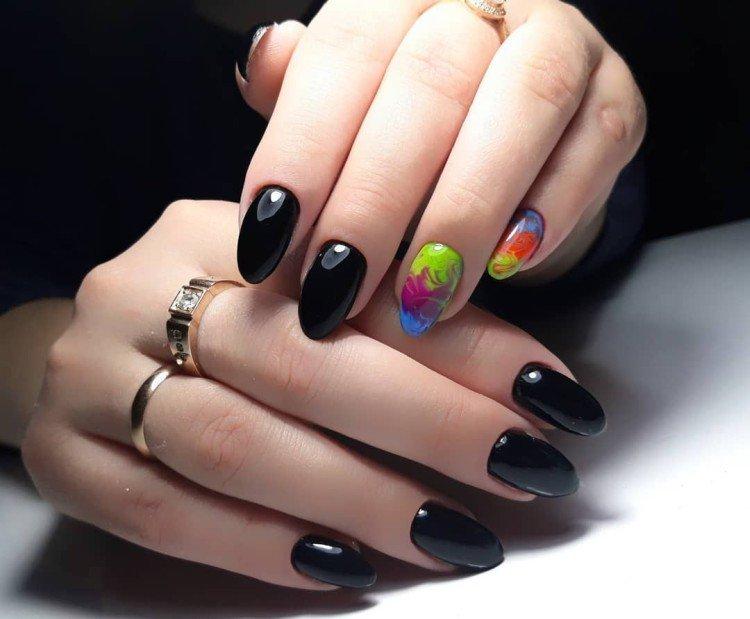 Черный маникюр – фото и красивые идеи