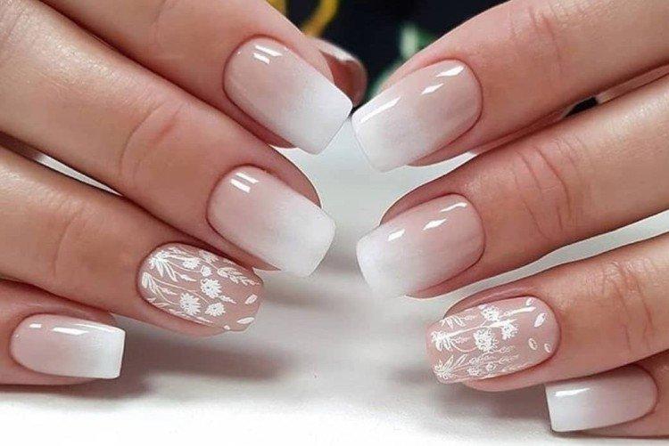 Свадебный нюдовый маникюр