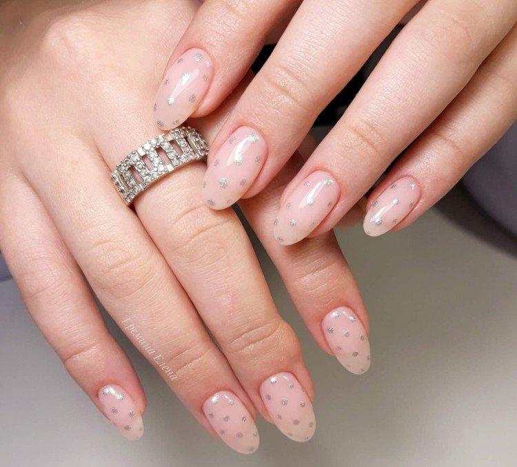 Нюдовый маникюр - фото и идеи