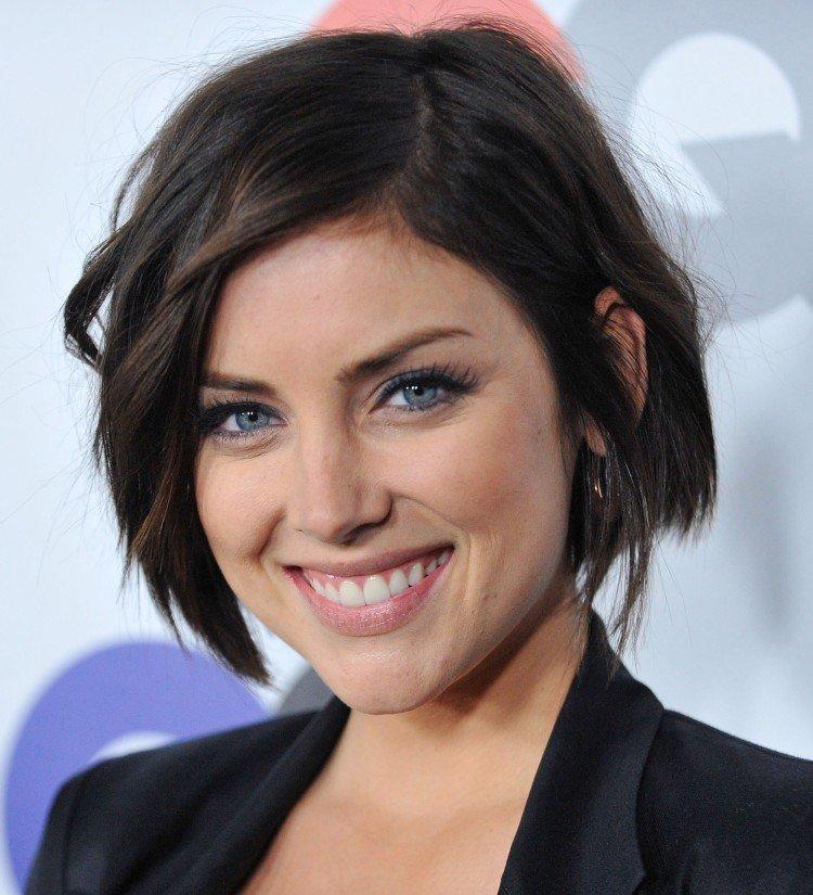 Стрижки без челки 2021 - фото и идеи