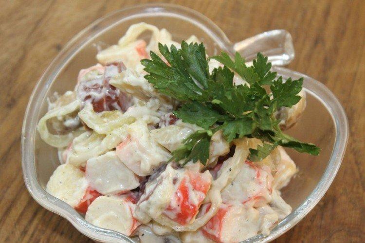 Грибной салат с пикантным вкусом