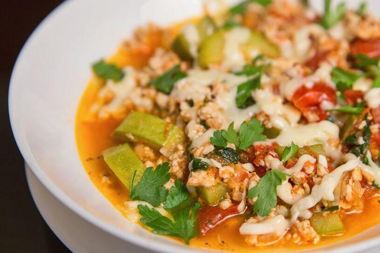 Фарш индейки с овощами под сыром