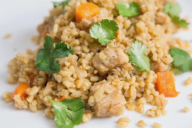 Булгур с индейкой и морковью