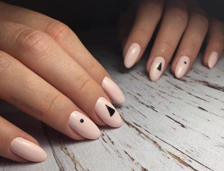 Бежевый маникюр - фото и идеи