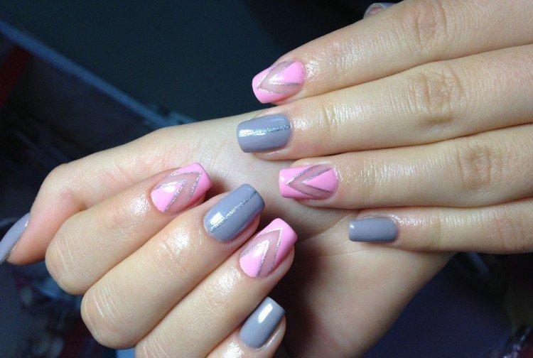 Розовый маникюр с серым
